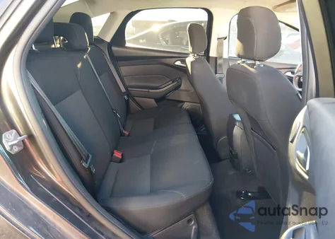 2018 Ford Focus Sel z USA, uszkodzony, nr VIN 1FADP3H2XJL258889